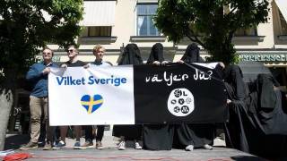 Successful Protest of Muslim Prayer Call by Alternative for Sweden in Växjö - Party Leader Reported to the Police