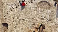 Stonehenge builders' houses found