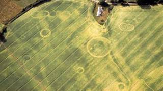 Huge Pre-Stonehenge Complex Found via "Crop Circles"