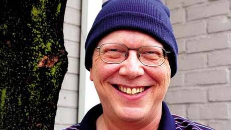 Police claim hanged census worker killed himself