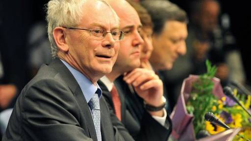 EU Lisbon Treaty comes into force