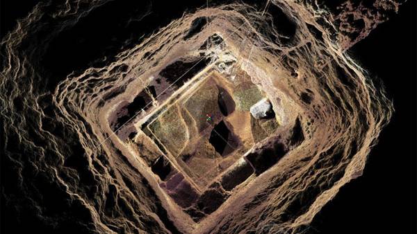 Archaeologists Find Tunnel Below the Temple of the Feathered Serpent in Teotihuacan