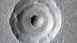 Mars’s remarkable Bull’s-Eye Crater