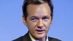 Dirty Tricks: Sweden seeks WikiLeaks founder arrest in rape case, then withdraws warrant