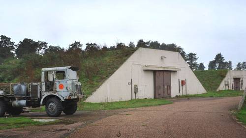 Aliens ’interfered with nuclear arms’