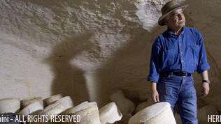 Dr Zahi Hawass Appointed to Egypt President Mubarak’s New Cabinet