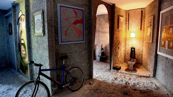 Jobless man builds a house out of $1.82 billion worth of shredded money