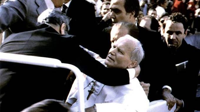 Vatican ruled by ’omerta’ code of silence, whistle-blower claims