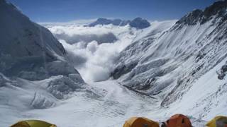 Assault at 25,500 feet: Mount Everest climber allegedly attacked by authorities for not having permit