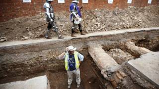 Battle-Bruised Skeleton May Be King Richard III