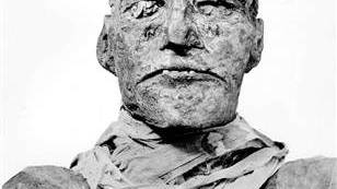 A mummy murder mystery is solved: King’s throat was slit