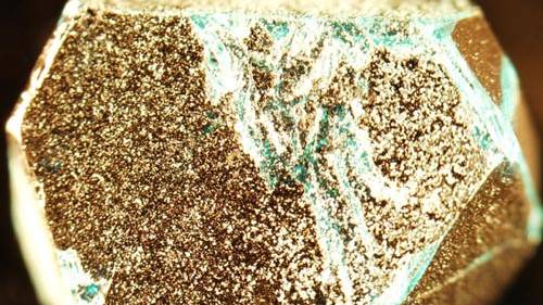 New kind of magnetism discovered: ’Quantum Spin Liquid’