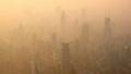 Chinese Multimillionaire Sells ’Canned Air’ to Residents of Smog-Choked Beijing