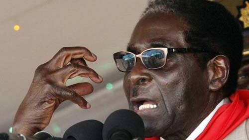Mugabe dodges EU travel ban to slip into Vatican for papal inauguration