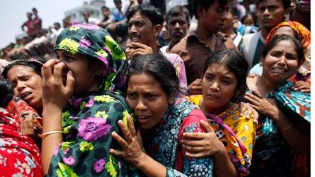 Bangladesh factory building collapse death toll exceeds 500
