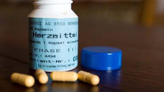 Deadly Drug Trials: Western Firms Bribed East German Doctors