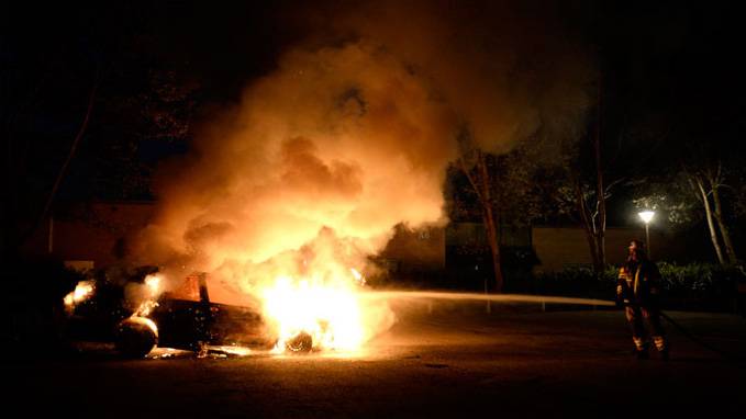 ‘They don’t want to integrate’: Fifth night of youth rioting rocks Stockholm