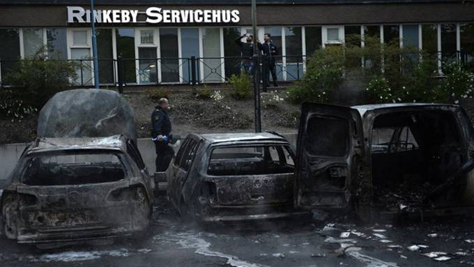 Stockholm riots spread west on sixth night