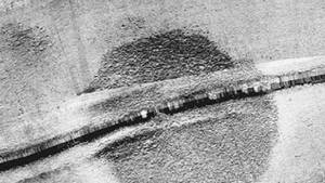 Submerged structure stumps archeologists