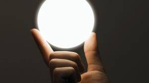 Light completely stopped for a record-breaking minute