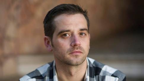 Top hacker dies days before scheduled Black Hat Convention talk: "Hacking Humans"