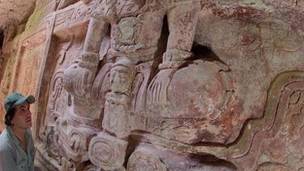 Mayan sculpture discovered in Guatemalan pyramid