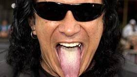 Gene Simmons (Kiss) says gentiles are for manual labor