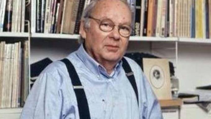 Charlie Hebdo fired cartoonist in 2009 for alleged anti-Semitism