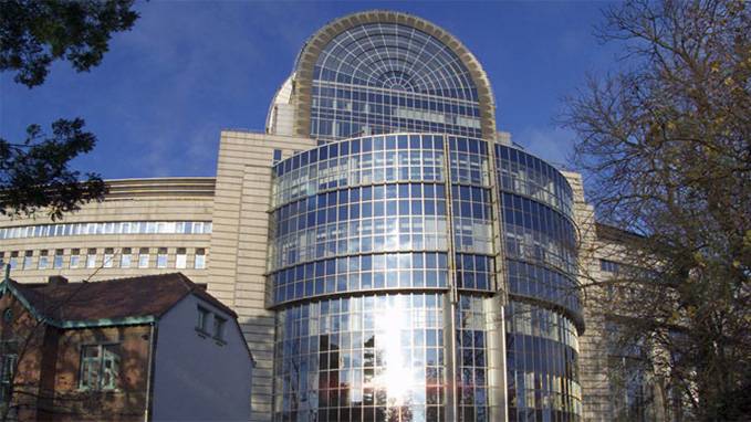 European Parliament building evacuated in Brussels after bomb alert