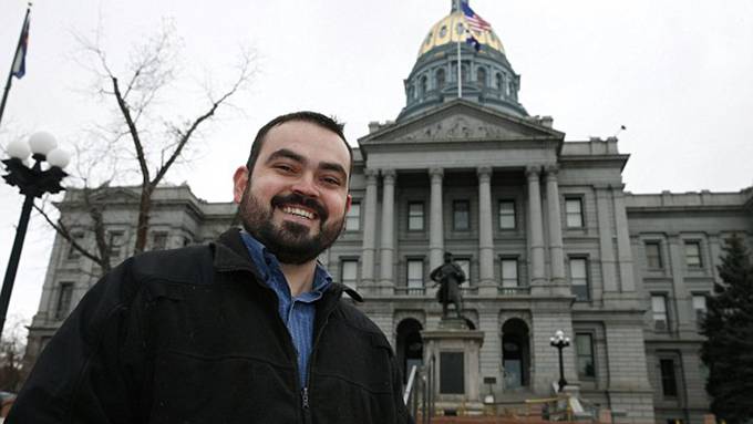 Owner of restaurant offering 'White Appreciation Day' discount says America has been 'victimizing the white community'