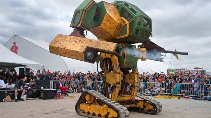 Japan and America agree to put giant fighting robots into battle