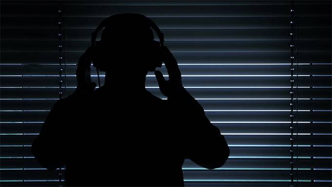 The US Government is Wiretapping Way More Americans Than it Wants to Admit