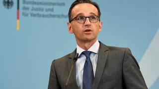 Germany asks Facebook to remove 'racist' anti-migrant posts