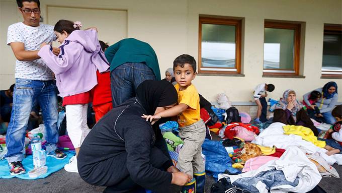 Pathological altruism: Dutch choir sings for people who are there to replace them