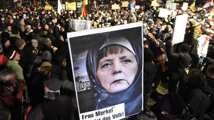 German People Don't Want the Invasion, Traitorous Politicians Admit as Poll Shows 71% Opposition