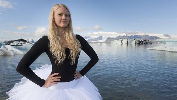 First They Jailed the Bankers, Now Every Icelander to Get Paid in Bank Sale