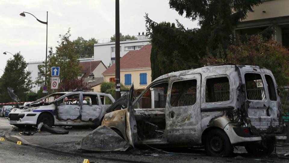 Police Admit: No-Go Zones in France