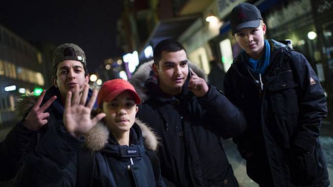 Sweden 2016: Gothenburg suburb Mölndal destroyed by migration, armed gangs patrol the streets, crime explosion
