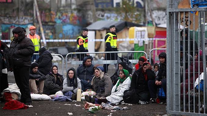 sweden-plans-to-expel-up-to-80-000-asylum-seekers-that-didn-t-seek-asylum