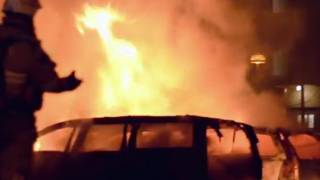 Immigrants Riot in Stockholm Suburb, Vehicles set Ablaze for 2nd Night