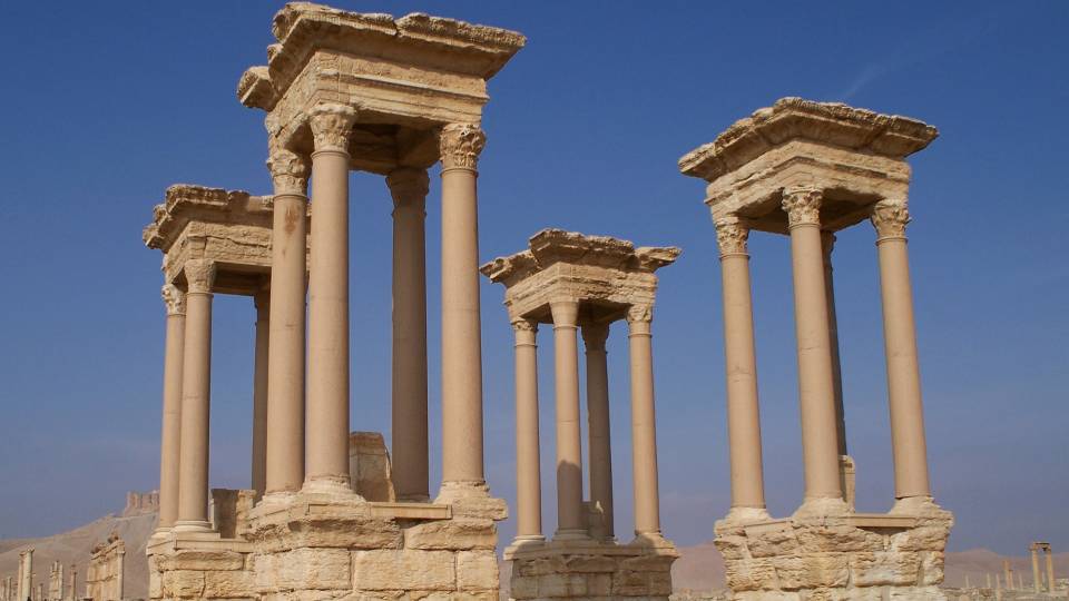 ISIS Blows up the Tetrapylon and Roman Amphitheatre in the Ancient City of Palmyra