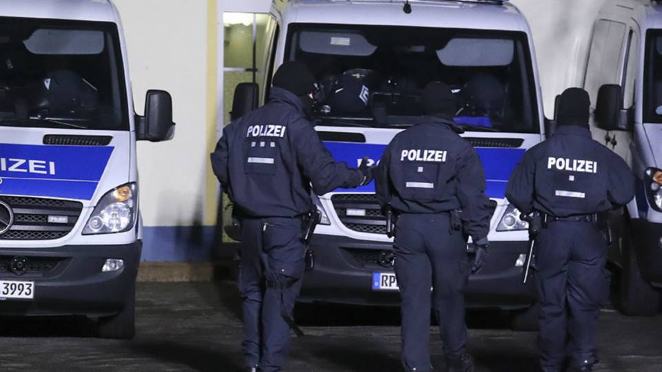 German Police Want Refugees Kept Away from Carnival