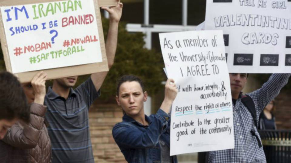 Federal Appeals Court Refuses to Reinstate Trump Travel Ban