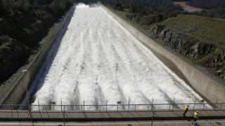 Oroville Dam Must Drain 50 Feet by Wednesday