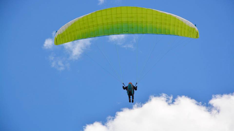 Paragliding “Troll” Has Allegedly Been Terrorizing English Town by Flying Low and Shouting Insults