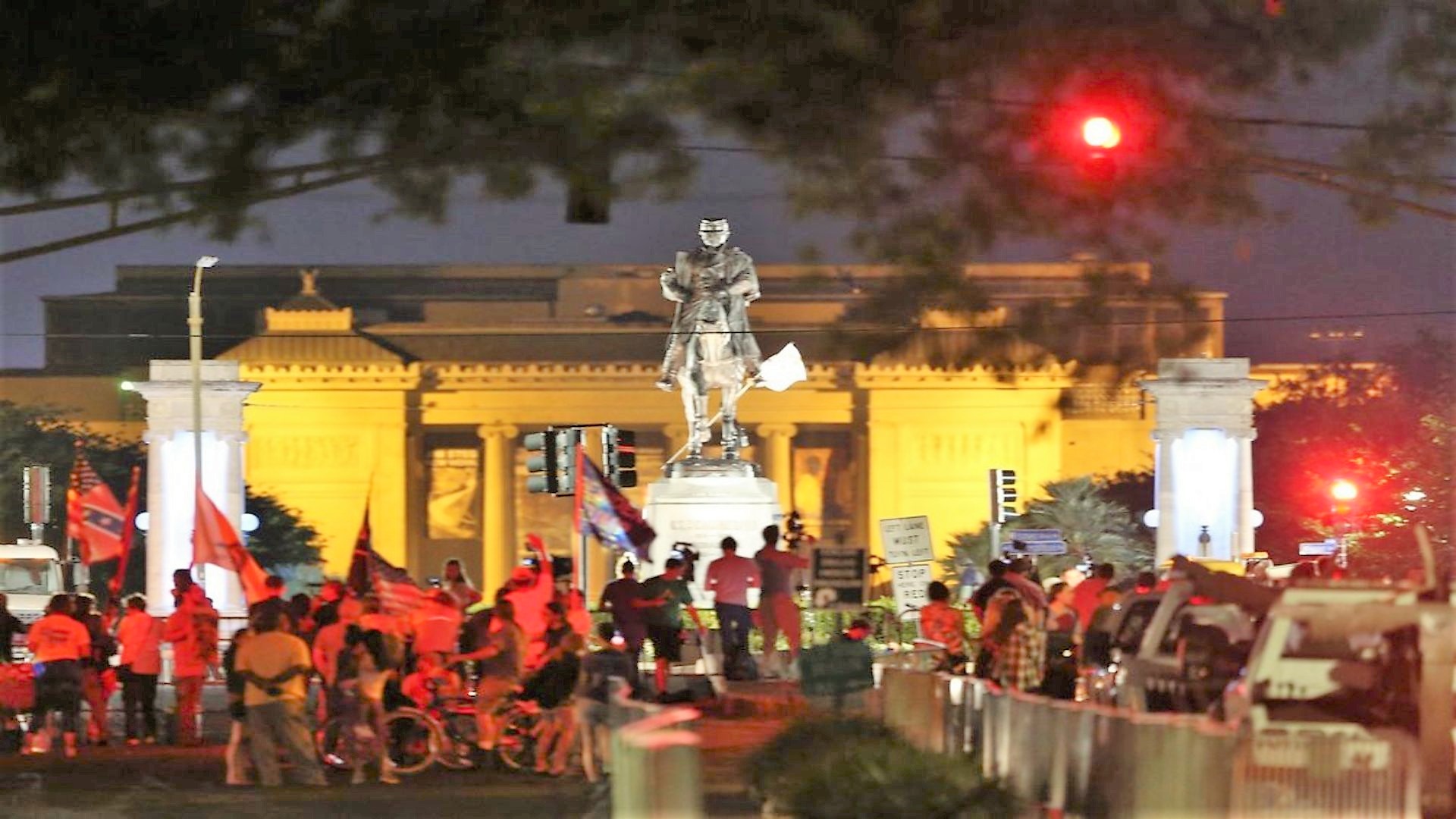 New Orleans Begins Takedown of 3rd Confederate-era Monument